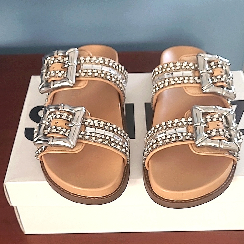 Schutz Enola Shine Leather Sandal